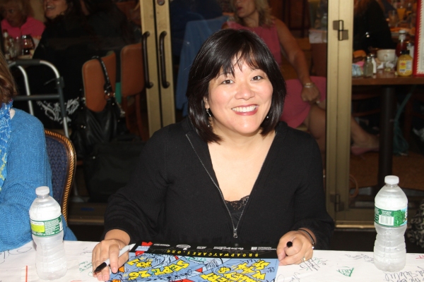 Photo Coverage: 2010 BC/EFA Flea Market - Celebrity Tables! Image