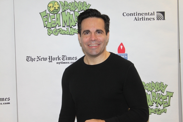 Mario Cantone Photo