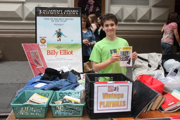Photo Coverage: 2010 BC/EFA Flea Market! Image