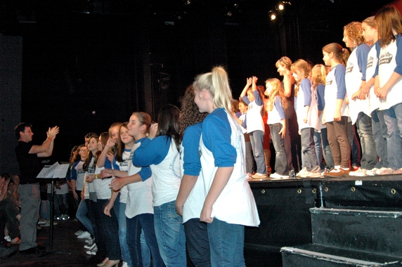 Photo Coverage: Neil Berg's '100 Years of Broaway' at Riverspace Image