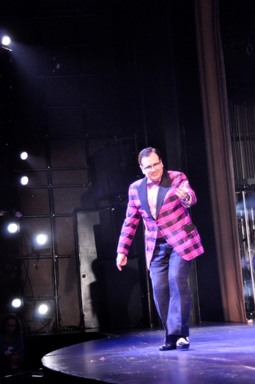Photo Coverage: Sieber Opens in HAIRSPRAY at Paper Mill! Image
