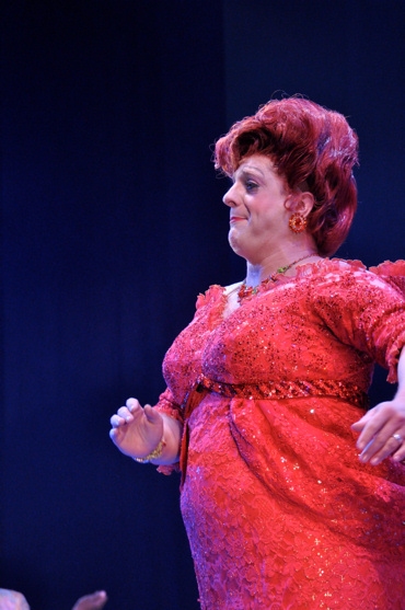 Photo Coverage: Sieber Opens in HAIRSPRAY at Paper Mill!  Image