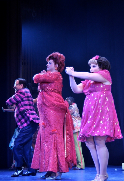 Photo Coverage: Sieber Opens in HAIRSPRAY at Paper Mill! Image