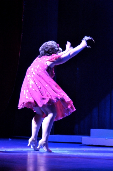 Photo Coverage: Sieber Opens in HAIRSPRAY at Paper Mill! Image