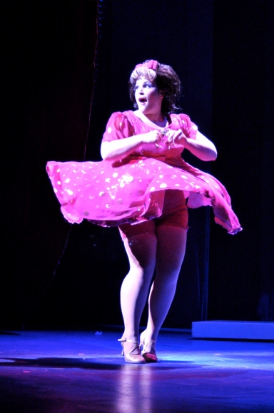 Photo Coverage: Sieber Opens in HAIRSPRAY at Paper Mill! Image