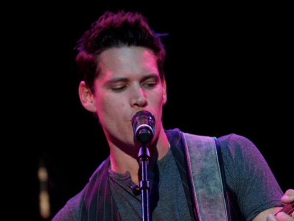 Photo Coverage: Sykes, Espinosa, Hilty & More at LA AIDS Walk Image