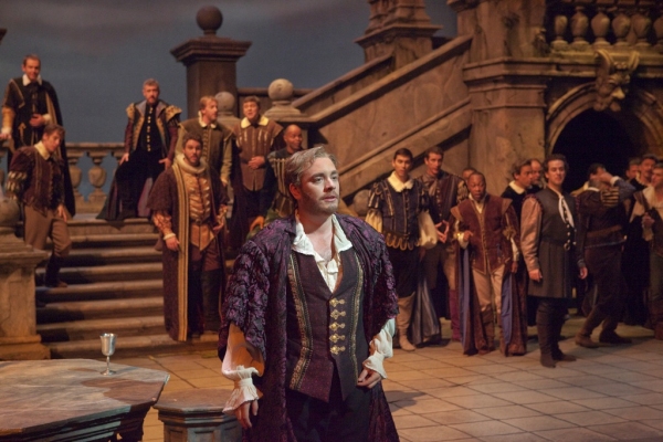 Photo Flash: RIGOLETTO Opens at the Met 