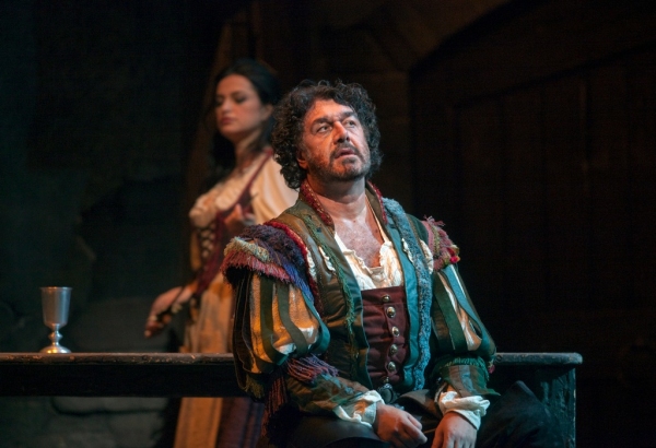 Photo Flash: RIGOLETTO Opens at the Met Image