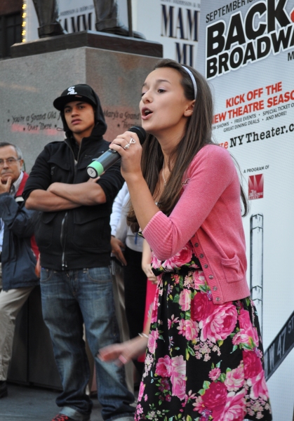 Photo Flash: Back2Broadway Hosts Karaoke in Times Square Image