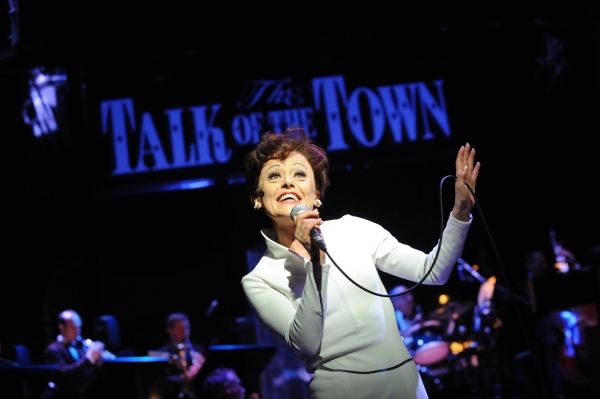 Photo Flash: Tracie Bennett In END OF THE RAINBOW Image