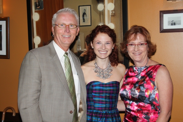 Hayle Podschun with her parents Photo