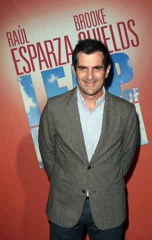 Photo Flash: LEAP OF FAITH Opening Night Image