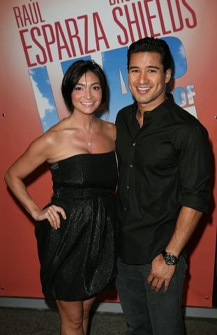 Courtney Mazza (L) and Mario Lopez  Photo
