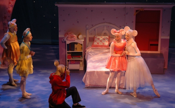 Photo Flash: ANGELINA BALLERINA at Vital Theatre Image