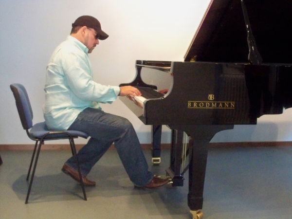 Photo Coverage: Eder & Wildhorn Reunite Onstage in Vienna Image