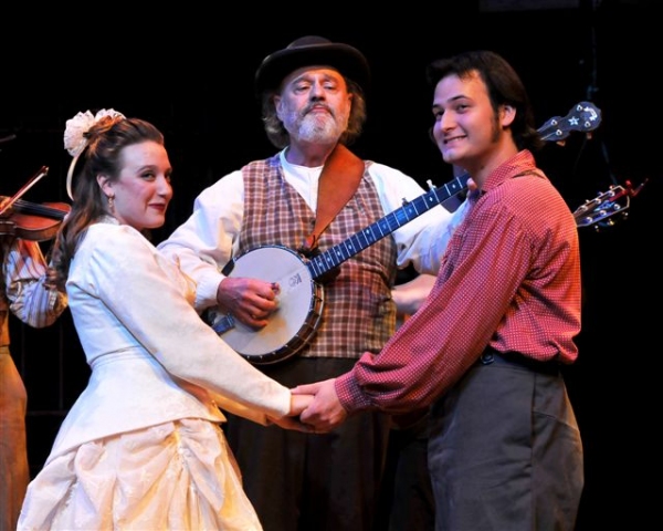 Photo Flash: Wayside Theatre Presents A Murder, A Mystery and A Marriage Image