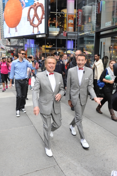 Photo Flash: Pee-Wee and Regis Tour Times Square! Image