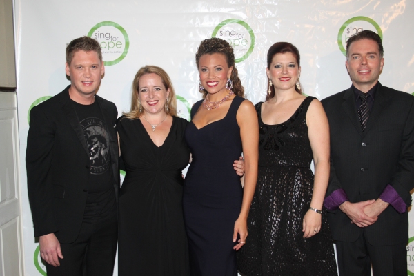 Photo Coverage: 2010 Sing for Hope Gala Image