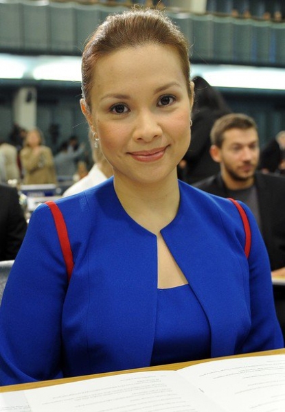 Photo Flash: Lea Salonga Is New UN Ambassador In Action Against Hunger Image