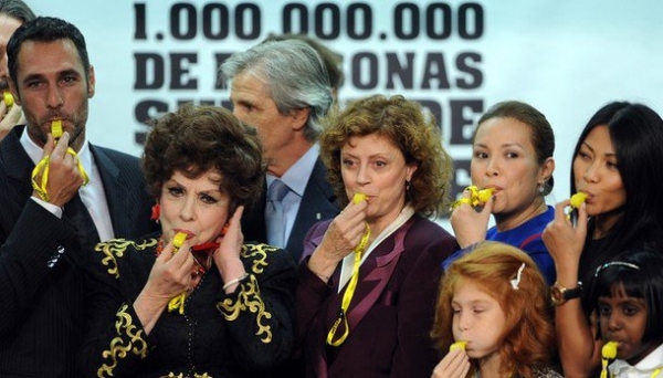 Photo Flash: Lea Salonga Is New UN Ambassador In Action Against Hunger Image