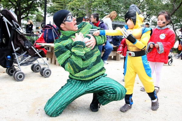 Photo Flash: WINTUK Hosts 'Fall Fest' in NYC Image