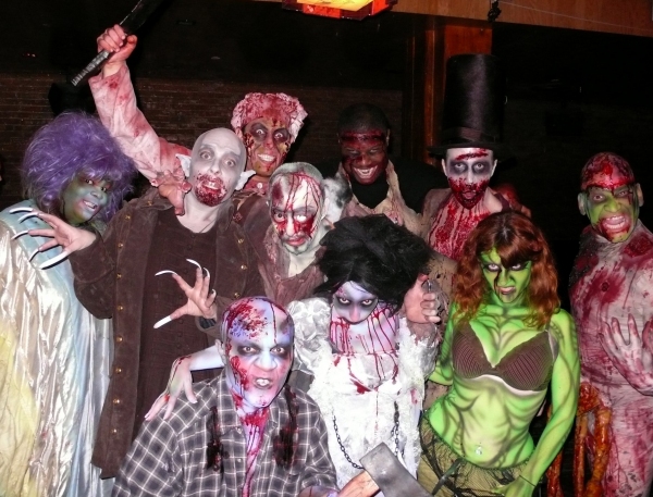 Photo Coverage: Halloween Preview: BLOOD MANOR Image