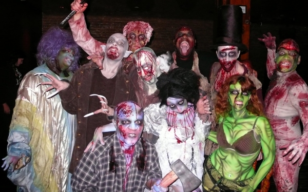 Photo Coverage: Halloween Preview: BLOOD MANOR Image