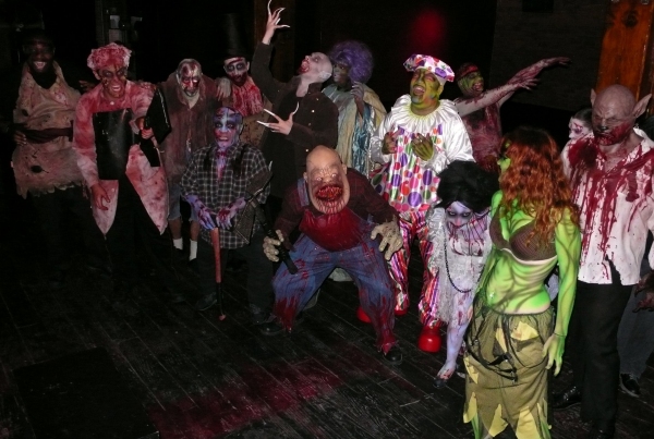 Photo Coverage: Halloween Preview: BLOOD MANOR Image