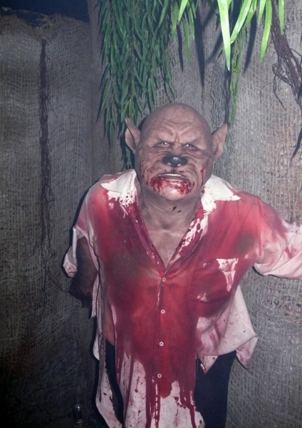 Photo Coverage: Halloween Preview: BLOOD MANOR Image