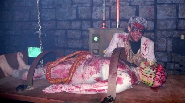 Photo Coverage: Halloween Preview: BLOOD MANOR Image