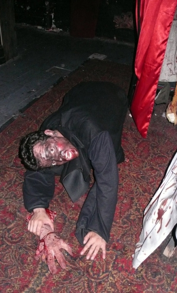 Photo Coverage: Halloween Preview: BLOOD MANOR Image