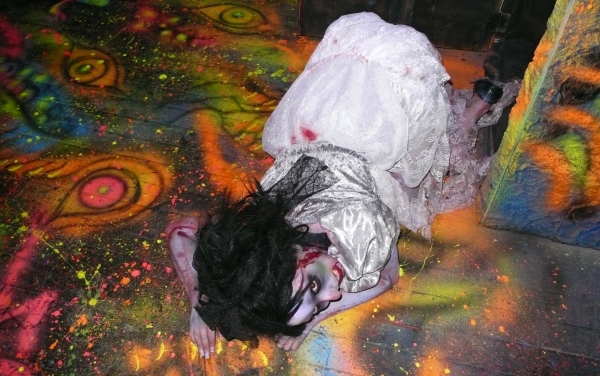 Photo Coverage: Halloween Preview: BLOOD MANOR Image