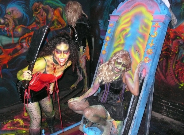 Photo Coverage: Halloween Preview: BLOOD MANOR 