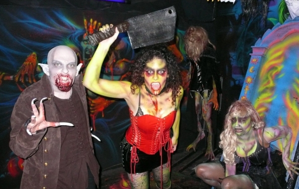 Photo Coverage: Halloween Preview: BLOOD MANOR Image