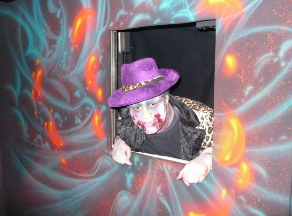 Photo Coverage: Halloween Preview: BLOOD MANOR Image