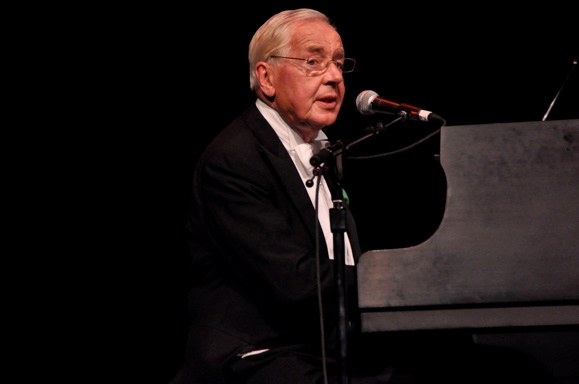 Photo Coverage: World Renowned Tenor Anthony Kearns Wexford Benefit Concert Wilton, CT Image