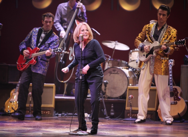 Photo Coverage: Lesley Gore Joins MDQ Onstage! Image