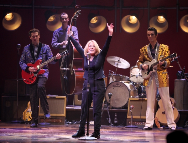 Photo Coverage: Lesley Gore Joins MDQ Onstage! Image