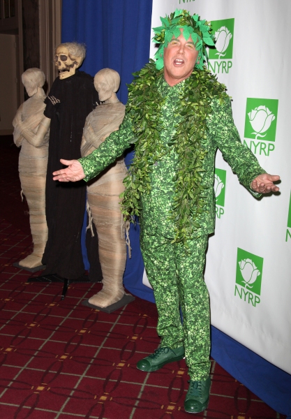 Photo Coverage: 15th Annual Hulaween Benefit Gala Image
