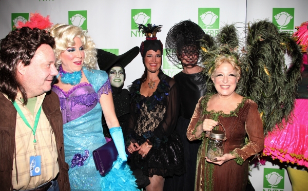 Photo Coverage: 15th Annual Hulaween Benefit Gala 