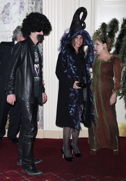 Photo Coverage: 15th Annual Hulaween Benefit Gala Image