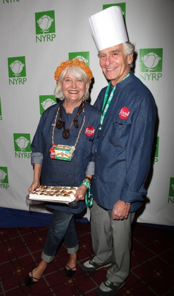 Photo Coverage: 15th Annual Hulaween Benefit Gala Image