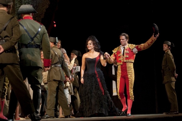 Photo Flash: CARMEN Opens at the Met Image