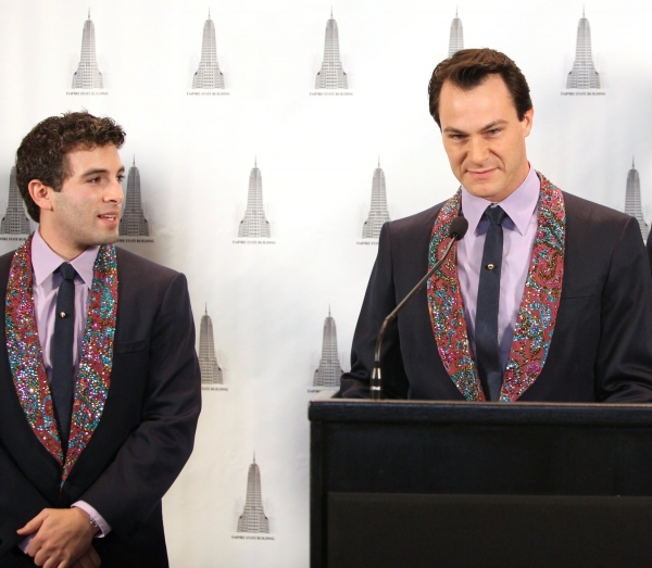 Photo Coverage: JERSEY BOYS Lighting Ceremony at the Empire State Building Image
