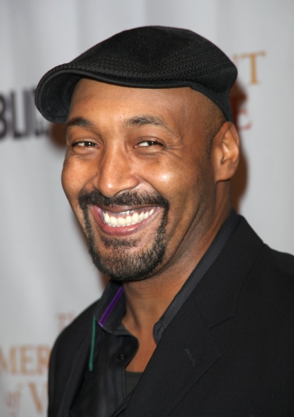 Jesse L. Martin Photo