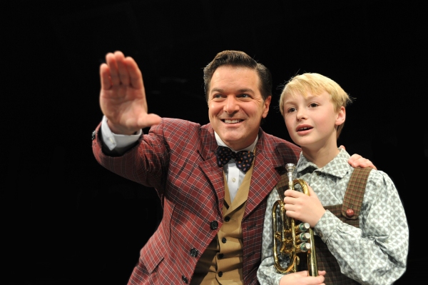 Photo Flash: Marriott Theatre Presents THE MUSIC MAN, 11/14 Image