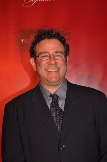 Photo Coverage: Signature Theatre Honors Tony Kushner Image