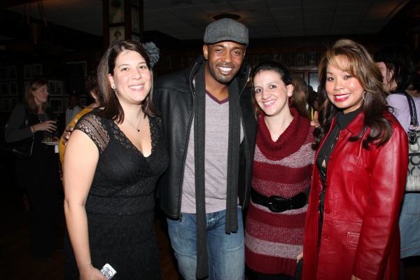 Photo Coverage: JERSEY BOYS celebrates Five Years on Broadway with Fans! Image