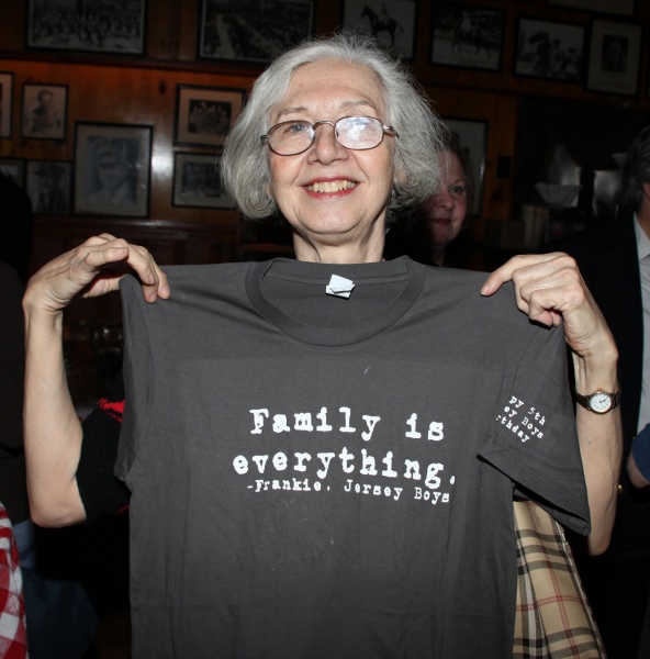 Photo Coverage: JERSEY BOYS celebrates Five Years on Broadway with Fans! Image