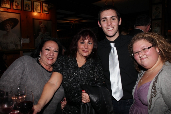 Photo Coverage: JERSEY BOYS celebrates Five Years on Broadway with Fans! Image